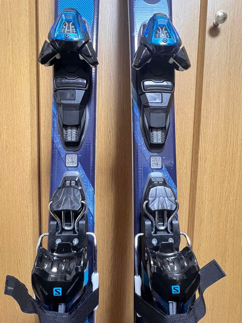 Salomon スキー板・ストック + Atomic ブーツ＋収納バッグ