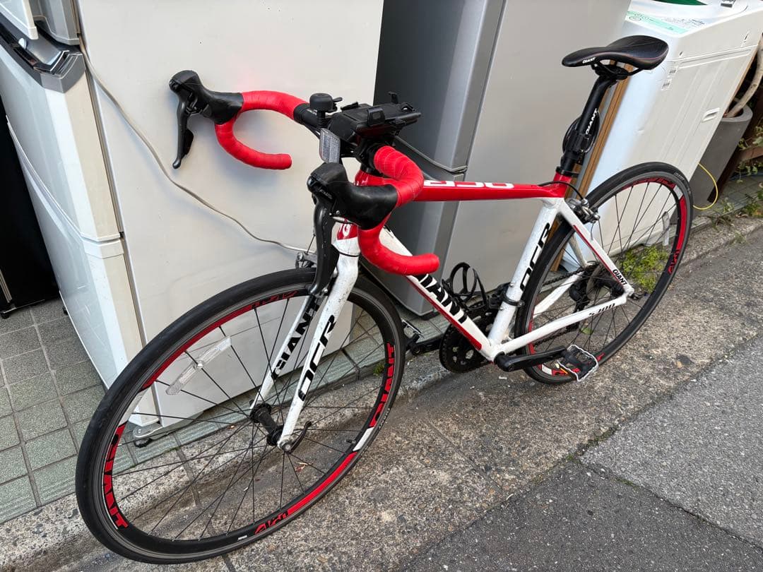 m*様 ロードバイク GIANT ［引き取りor埼玉県川口市より15kg圏内配