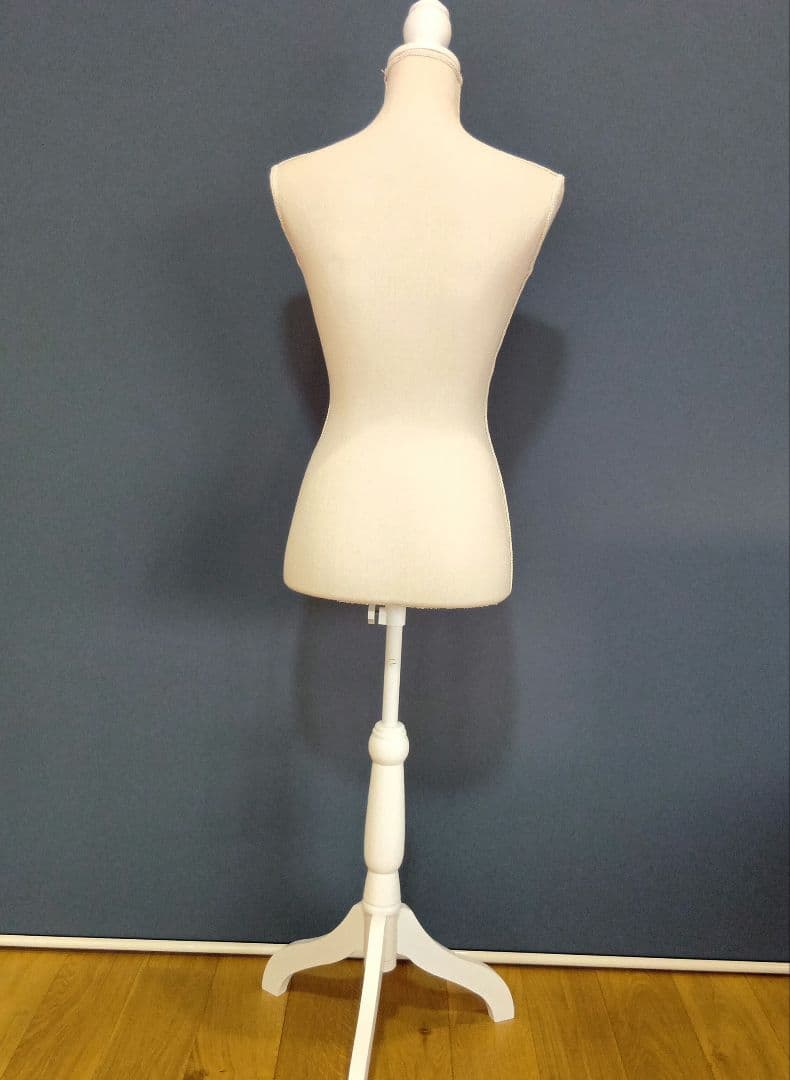 トルソー９号Mサイズ全身マネキン女性ボディコスプレ衣装布張りディスプレイ