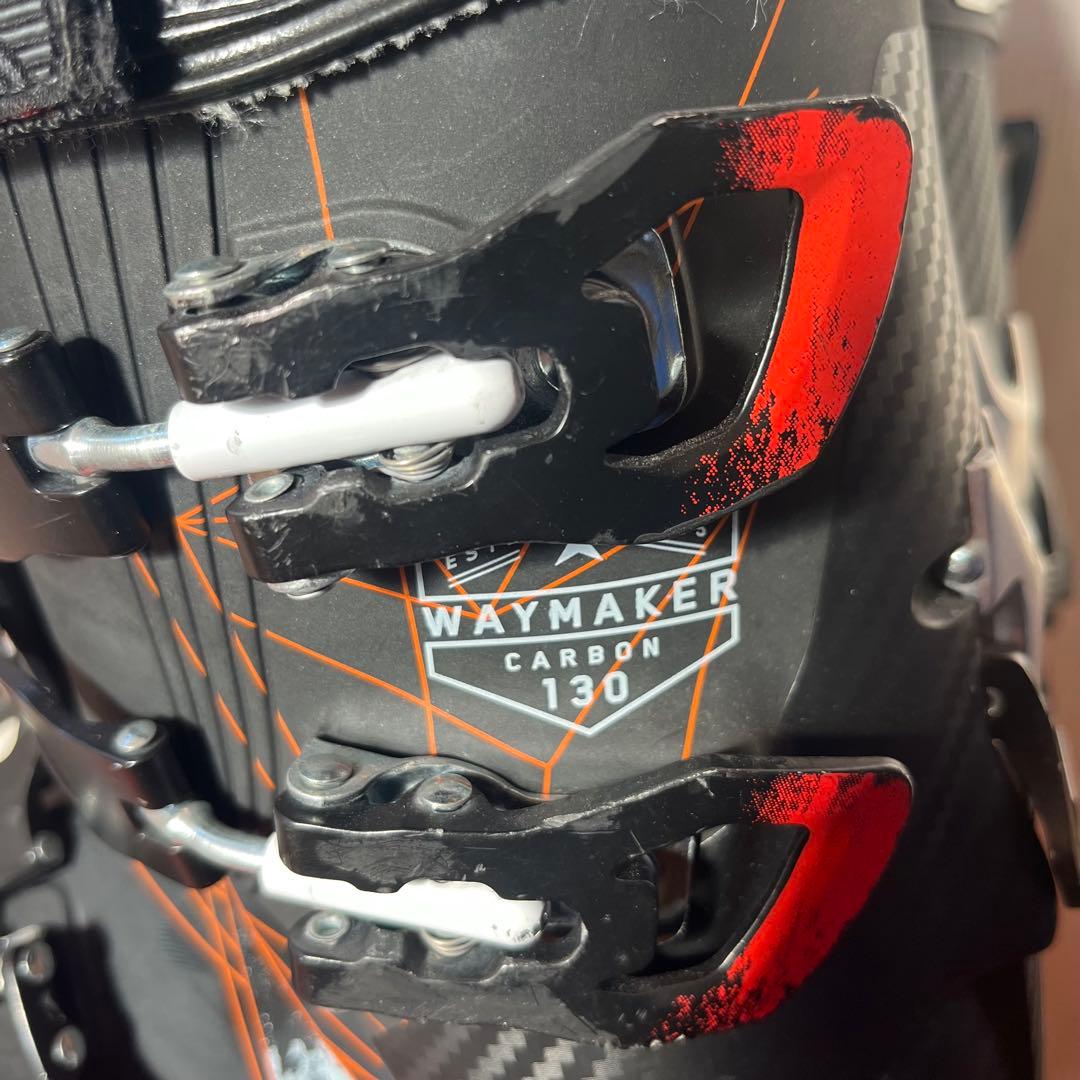 週末セール！ATOMIC WAYMAKER カーボン130 24cm