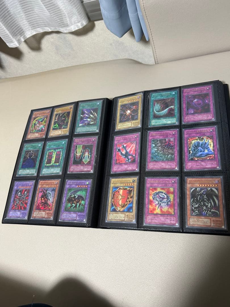 遊戯王まとめ売り　引退品　356枚　バンダイ版フルコンプ　初期　2期　3期