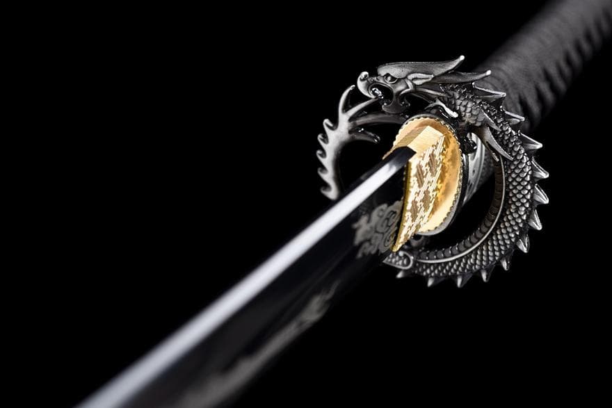 【龍出雲海】 日本刀 模造刀 居合刀 斬馬刀 龍泉剣 清剣 唐刀 漢剣