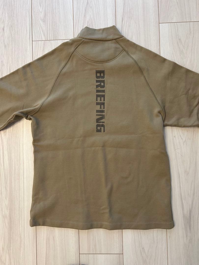 BRIEFING ベージュ タートルネックシャツ Mサイズ