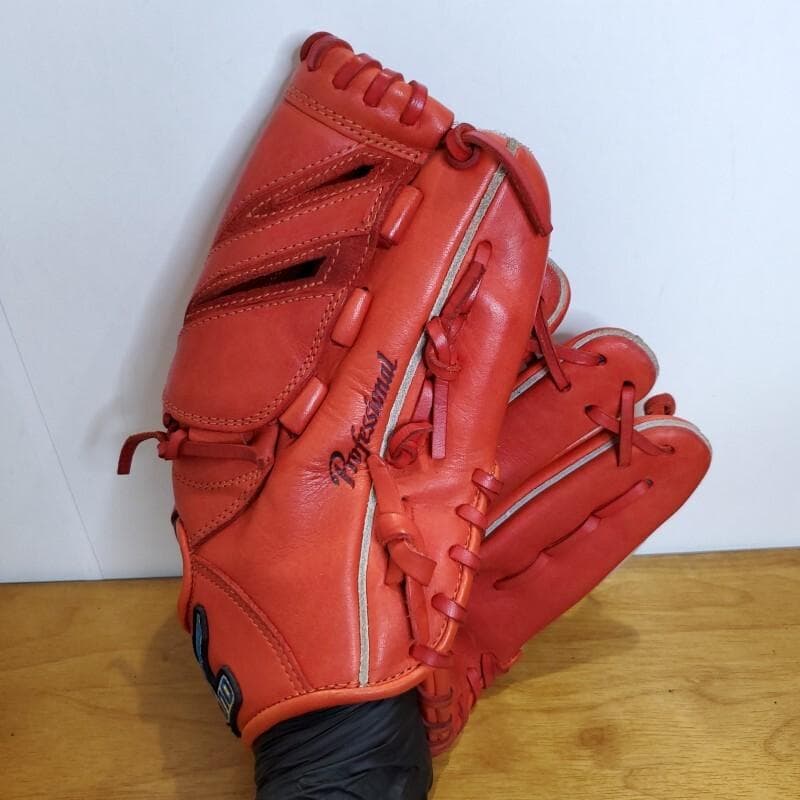 ミズノ 岸孝之モデル プロフェッショナル 美品 投手用 軟式グローブ