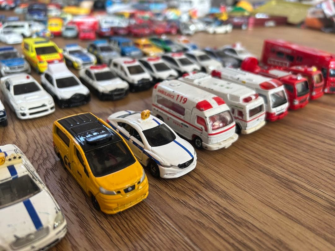 ミニカーまとめ売り201台＋3機　現在最低価格