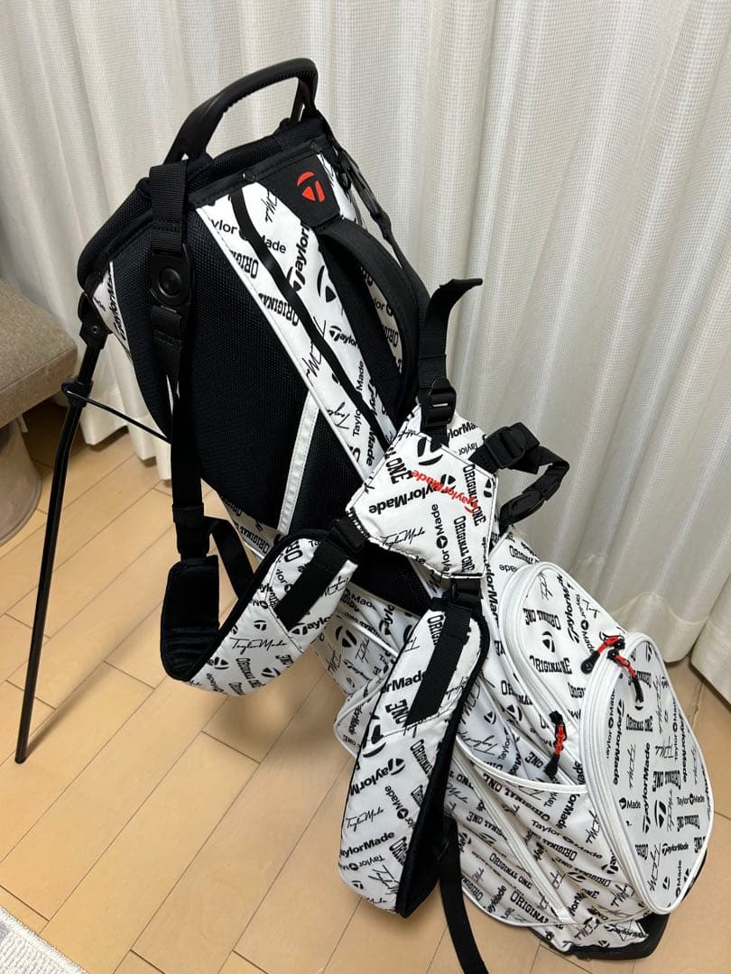 [土日週末特価！]TaylorMade キャディバッグ スタンド付き