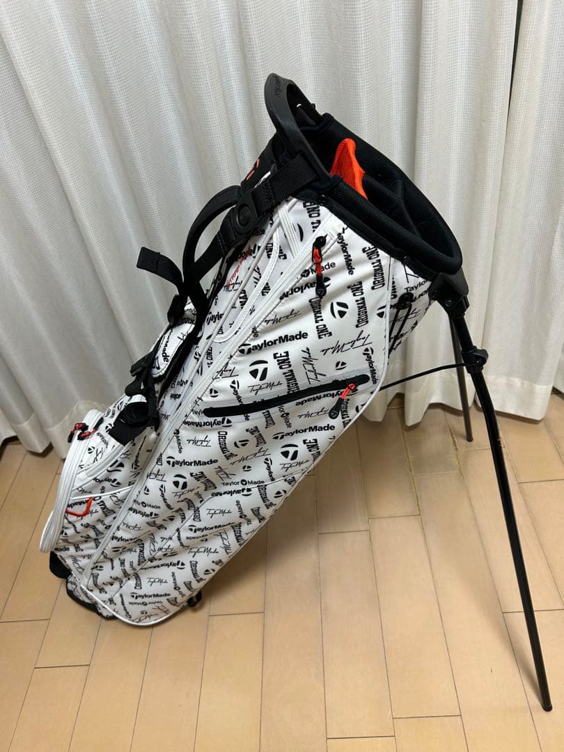 [土日週末特価！]TaylorMade キャディバッグ スタンド付き