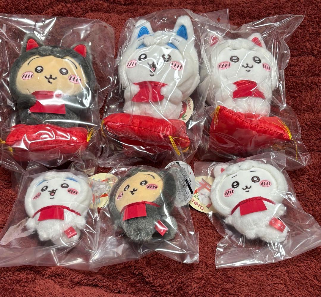 ちいかわ　京都限定　もぐもぐ本舗　伏見稲荷なぬいぐるみなどおまけ付き7点セット