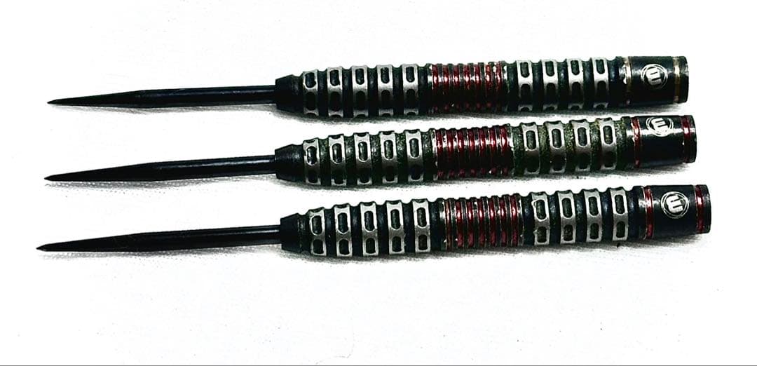 【週末セール】winmau製　ジョーカレンモデルソフト&スティールダーツセット