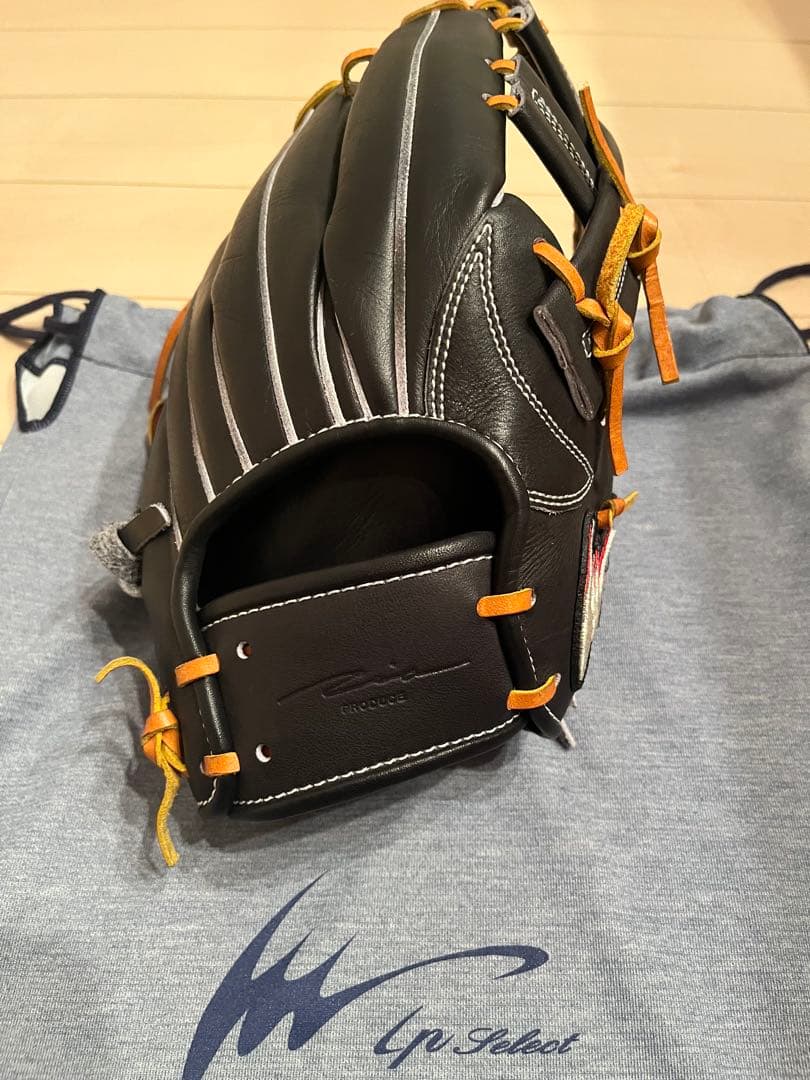 【美品】ipセレクト　軟式　オールラウンダー用　グローブ　黒