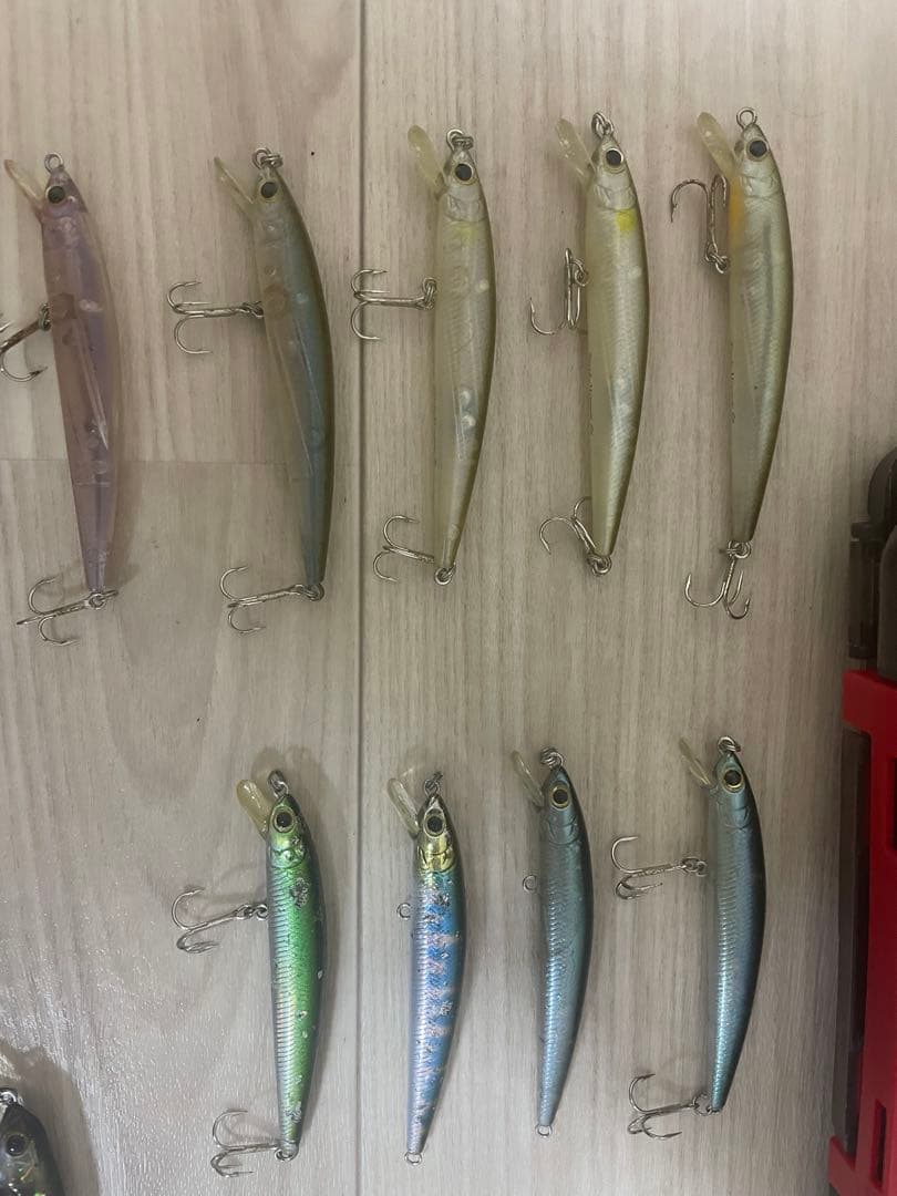 フラッシュミノー13個、インスパイアミノー1個 他15個セット　収納ケース付