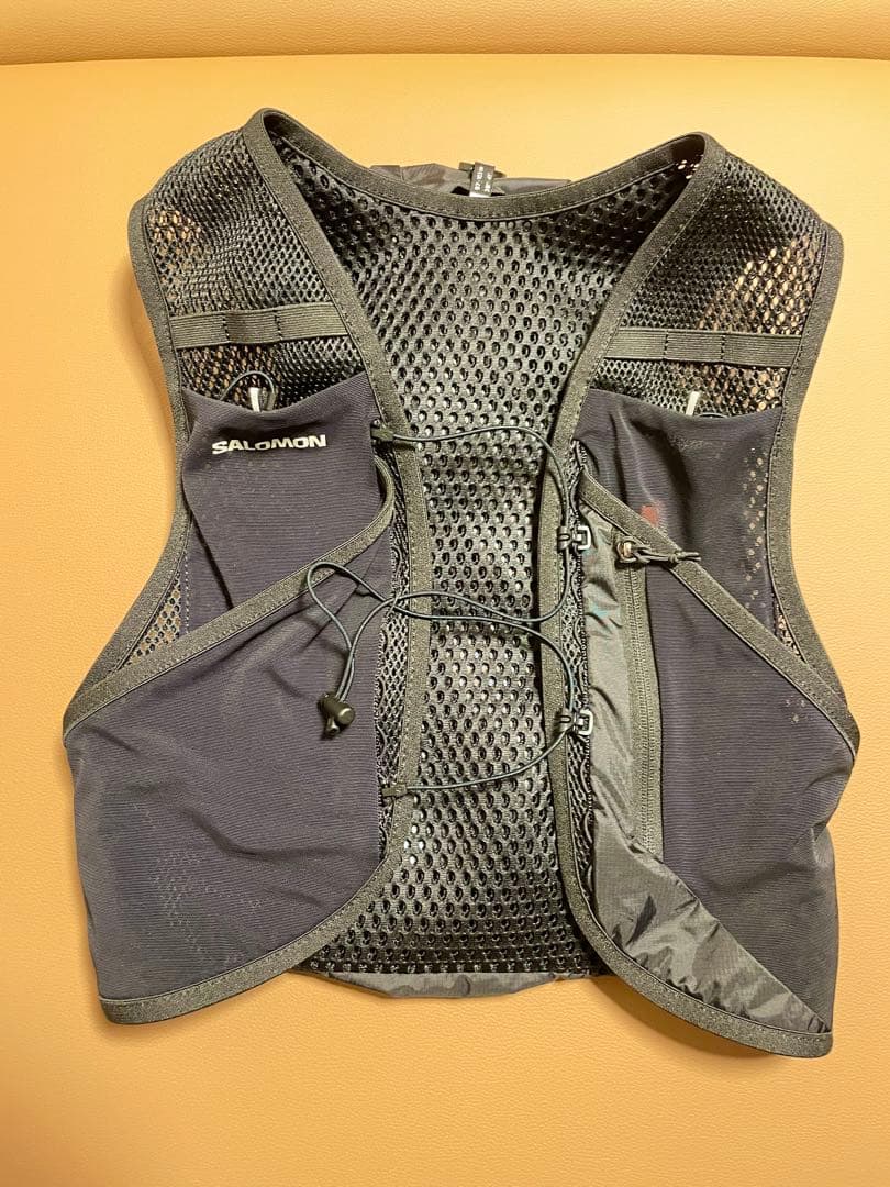 【r】SALOMON ACTIVE SKIN8〜Mサイズ 〜