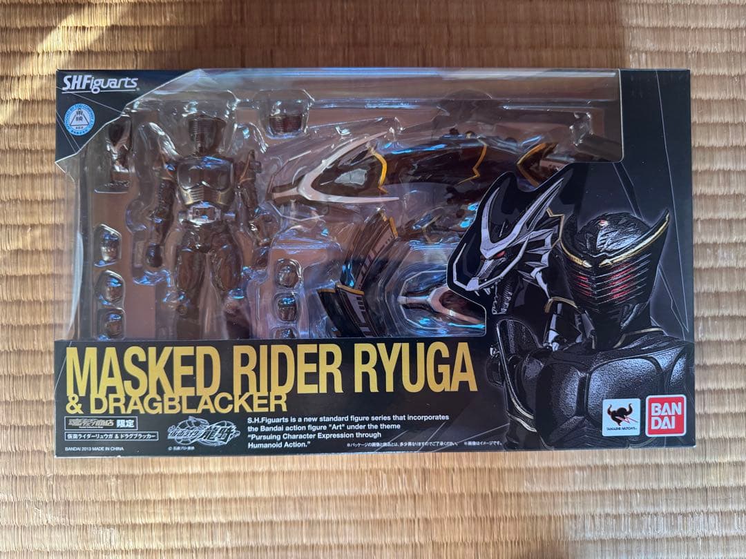 【未開封】仮面ライダーリュウガ&ドラグブラッカー