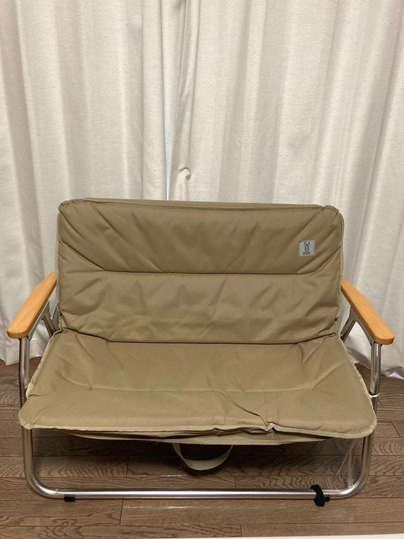 DOD 折りたたみアウトドアベンチ. タン