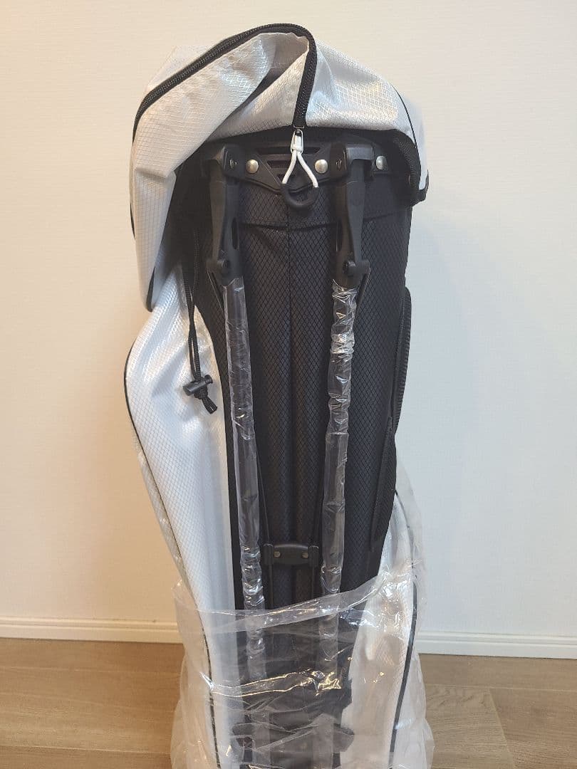 新品未使用　PYKES PEAK スタンド式キャディバッグ ホワイト