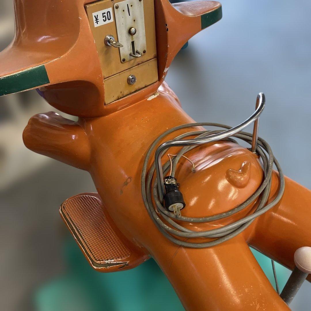 さとちゃんムーバー　サトウ製薬 ゾウ型遊具 オレンジ　動きます！歌います！