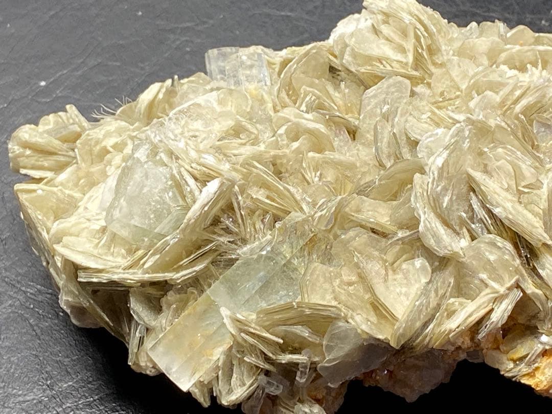 アクアマリン　マイカ　雲母　390g