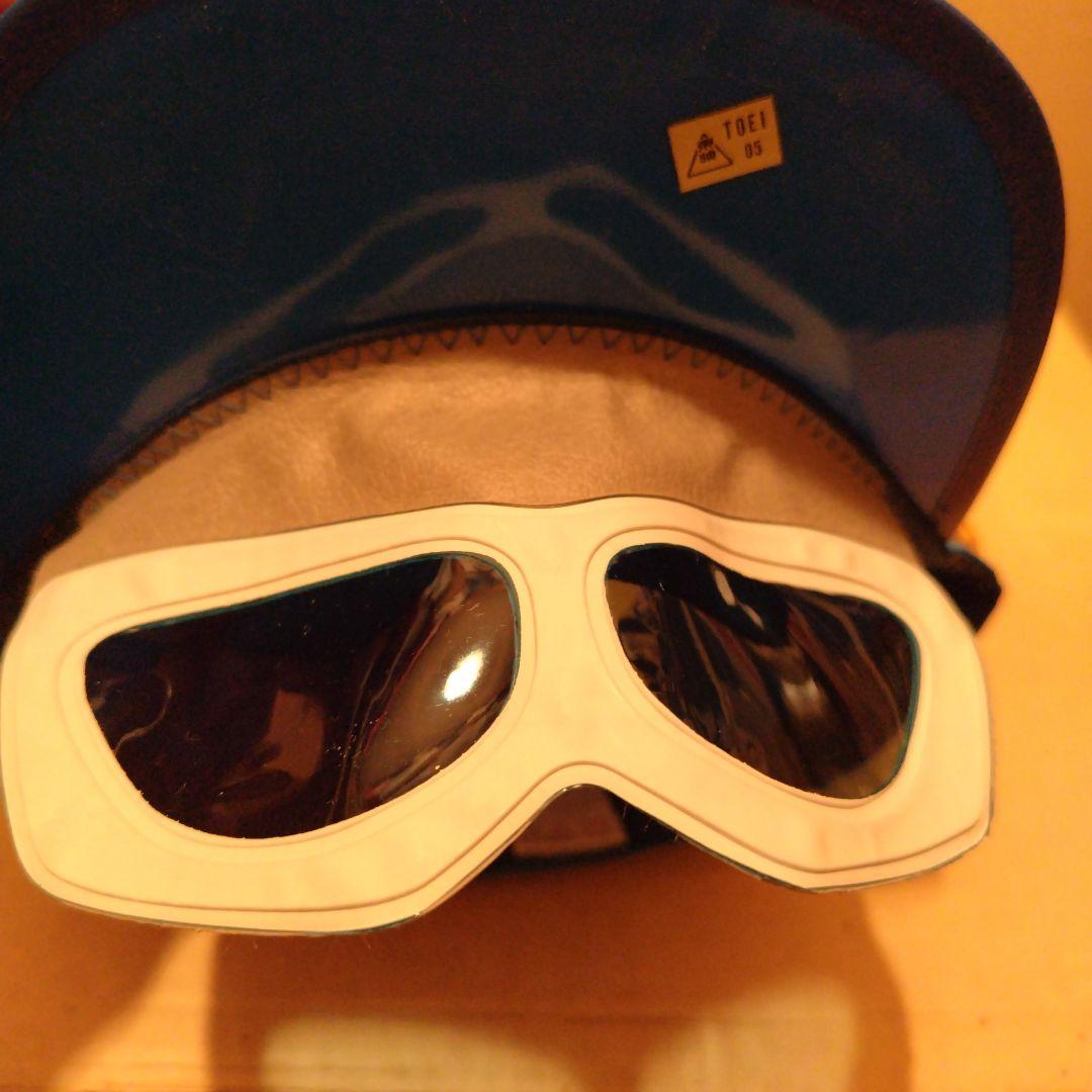 ダイナマン　未使用　デッドストック　特撮ヒーロー 帽子 青　バッジ付き昭和レトロ