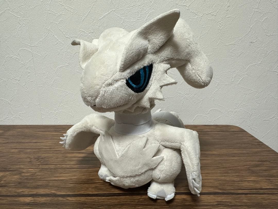 ポケモンセンターオリジナル ポケドール レシラム ぬいぐるみ