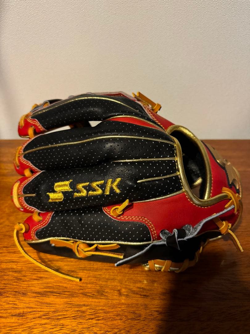 西岡　グローブ