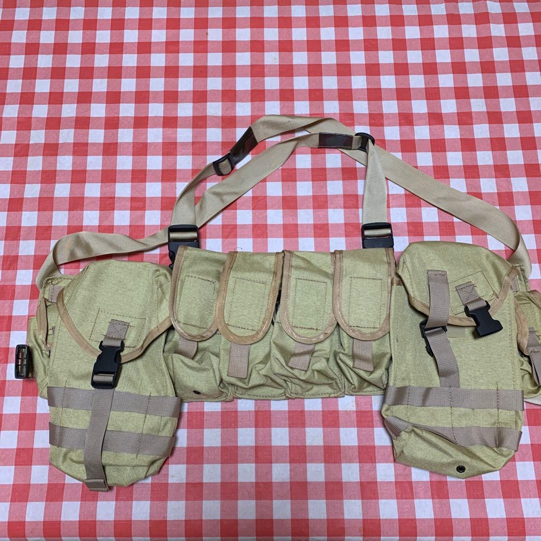 実物　tac-t タクティカルテイラー　チェストリグ