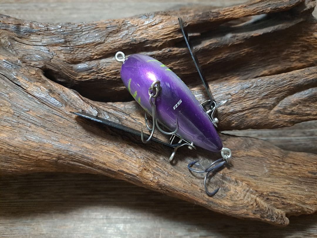 イマカツ　アベンタクローラーRS　限定カラー　2個セット