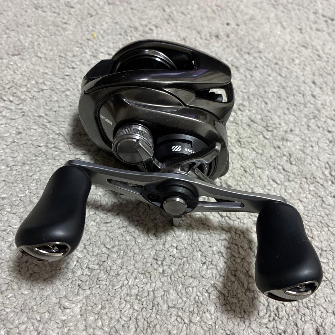 シマノ　ベイトリール　20メタニウム