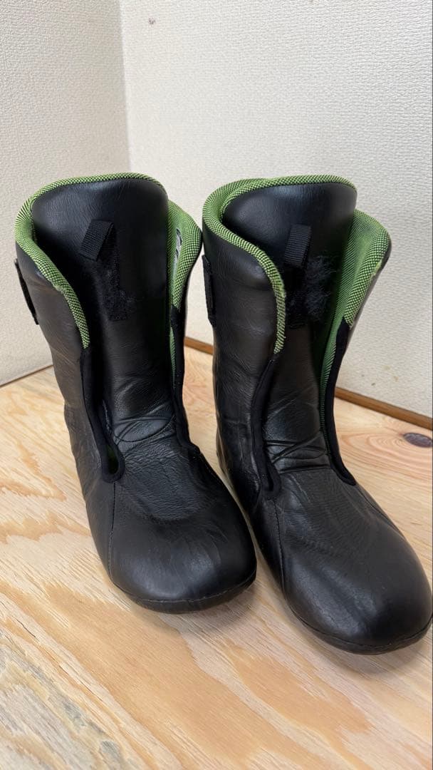 廃盤SHIMANO S970スノーボードブーツ サイズ9 26.7cm