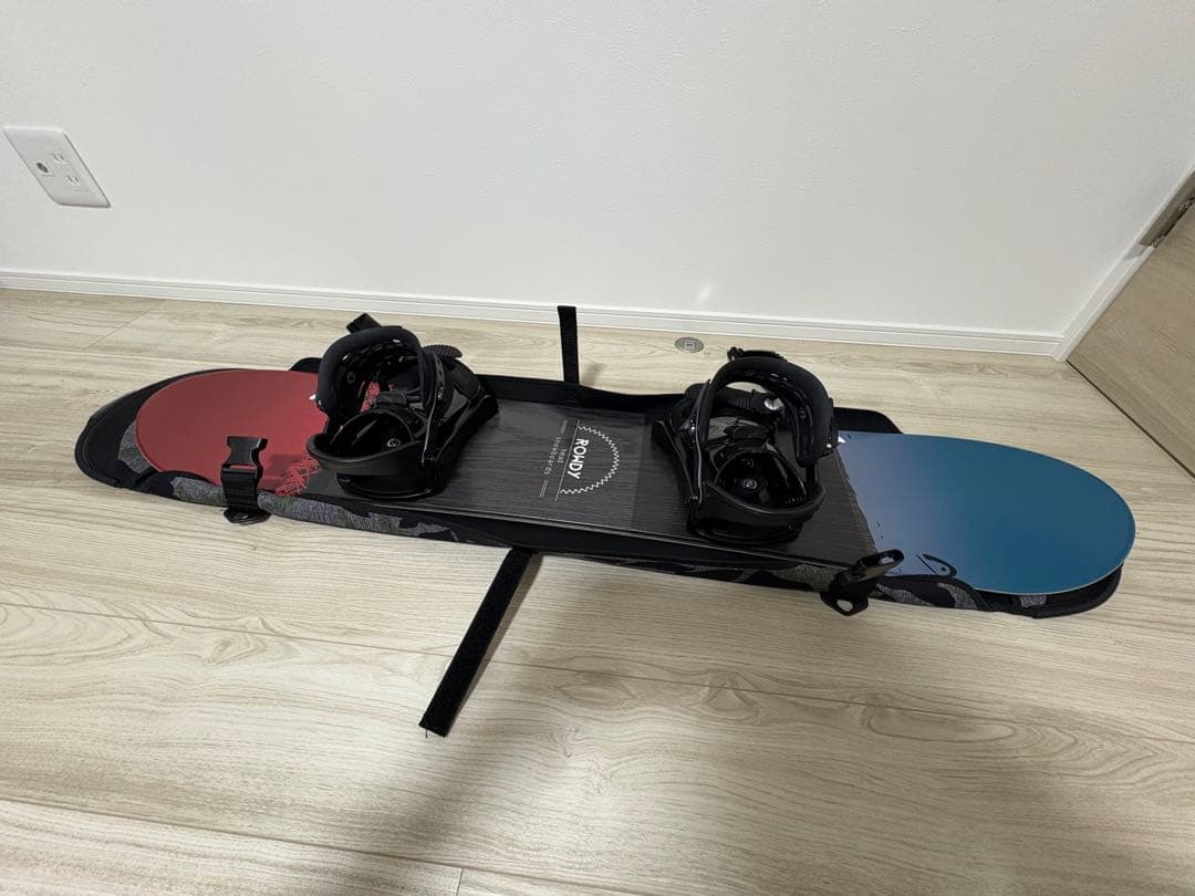 カバー付き　スノーボード　新品ビンディングセット