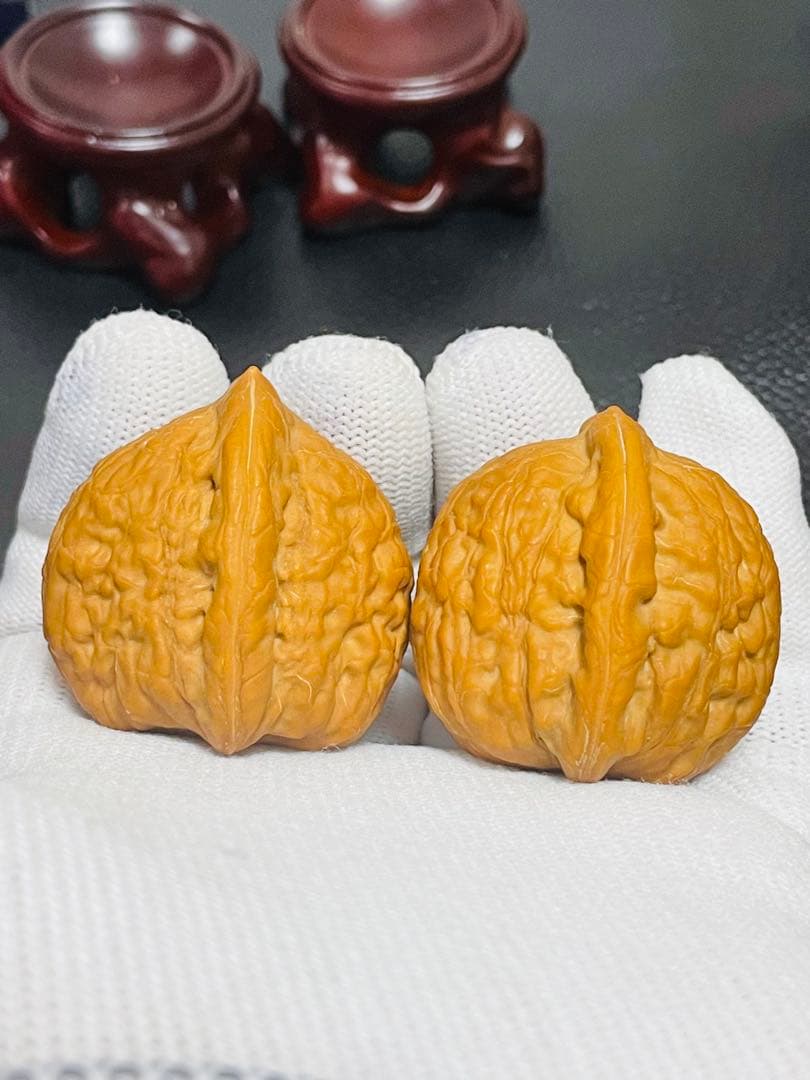 厚揚げNo.405❤️遊ぶクルミ　文玩核桃 希少変異種　舎利