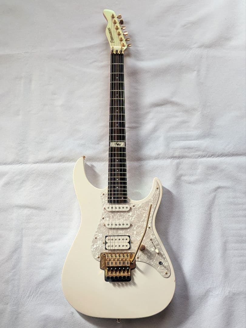 FERNANDES LA-80KK L'Arc〜en〜Ciel kenモデル