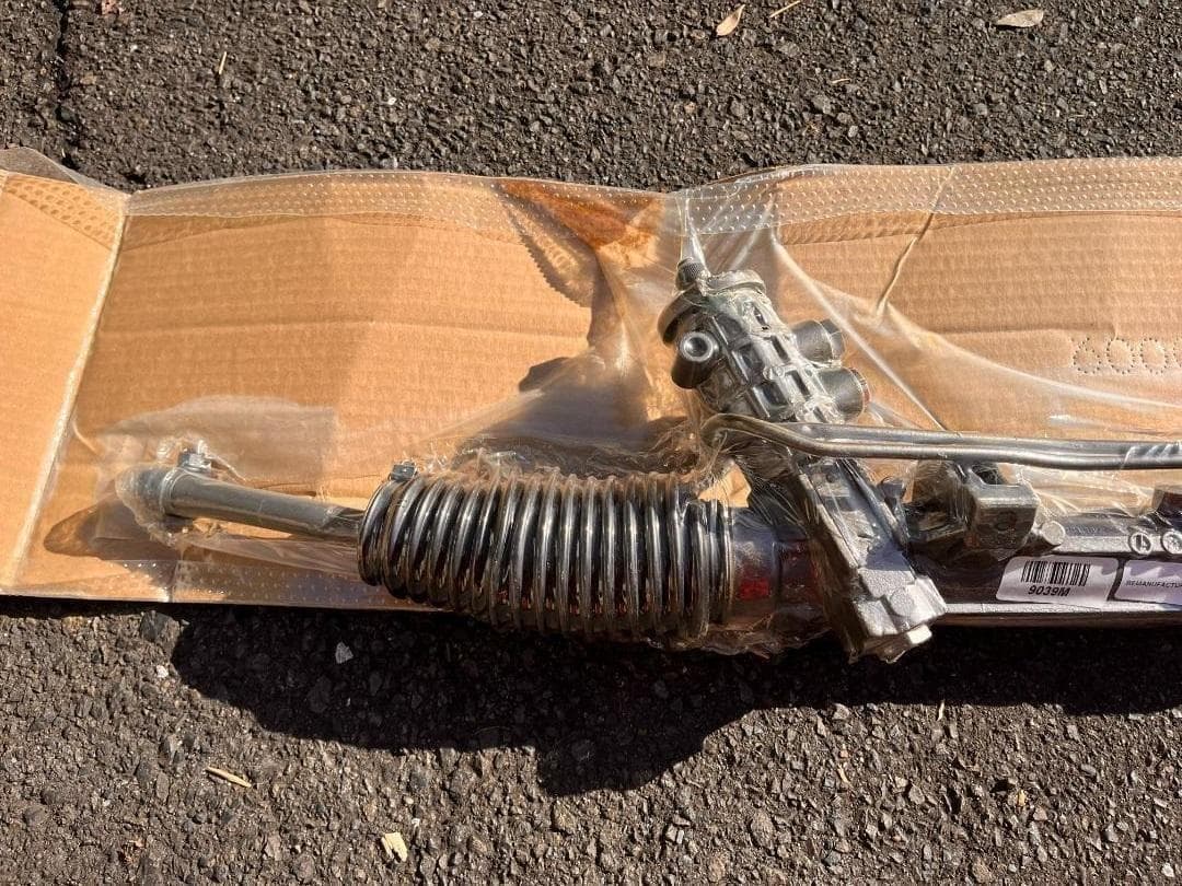 ＢＭＷ Ｅ３０型用ラックアンドピニオン（パワステ ギヤボックス）