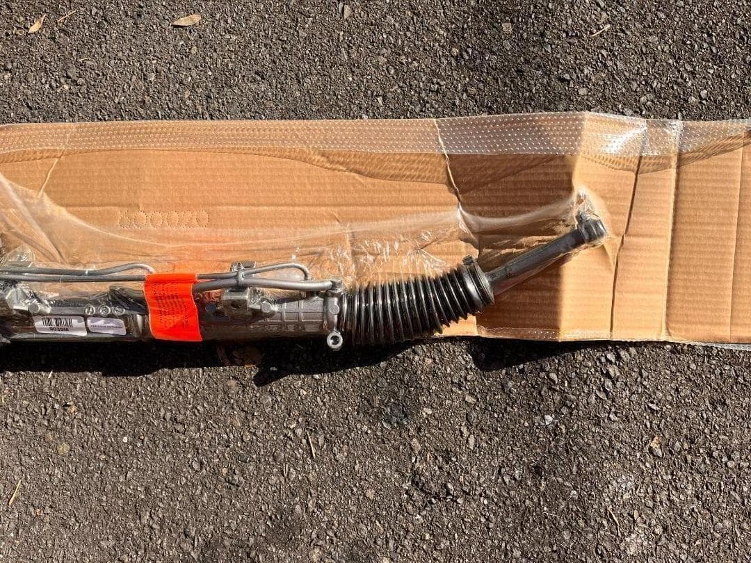 ＢＭＷ Ｅ３０型用ラックアンドピニオン（パワステ ギヤボックス）