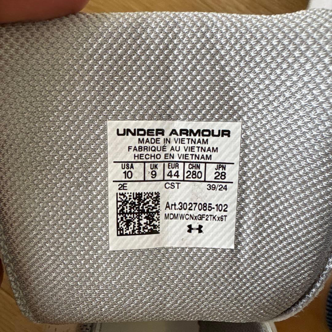 アンダーアーマーゴルフシューズ