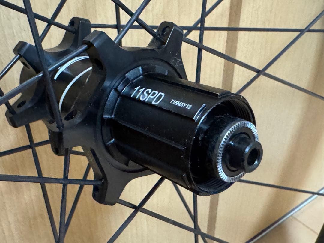 ZIPP 303 リム カーボンホイール クリンチャー シマノフリー11s