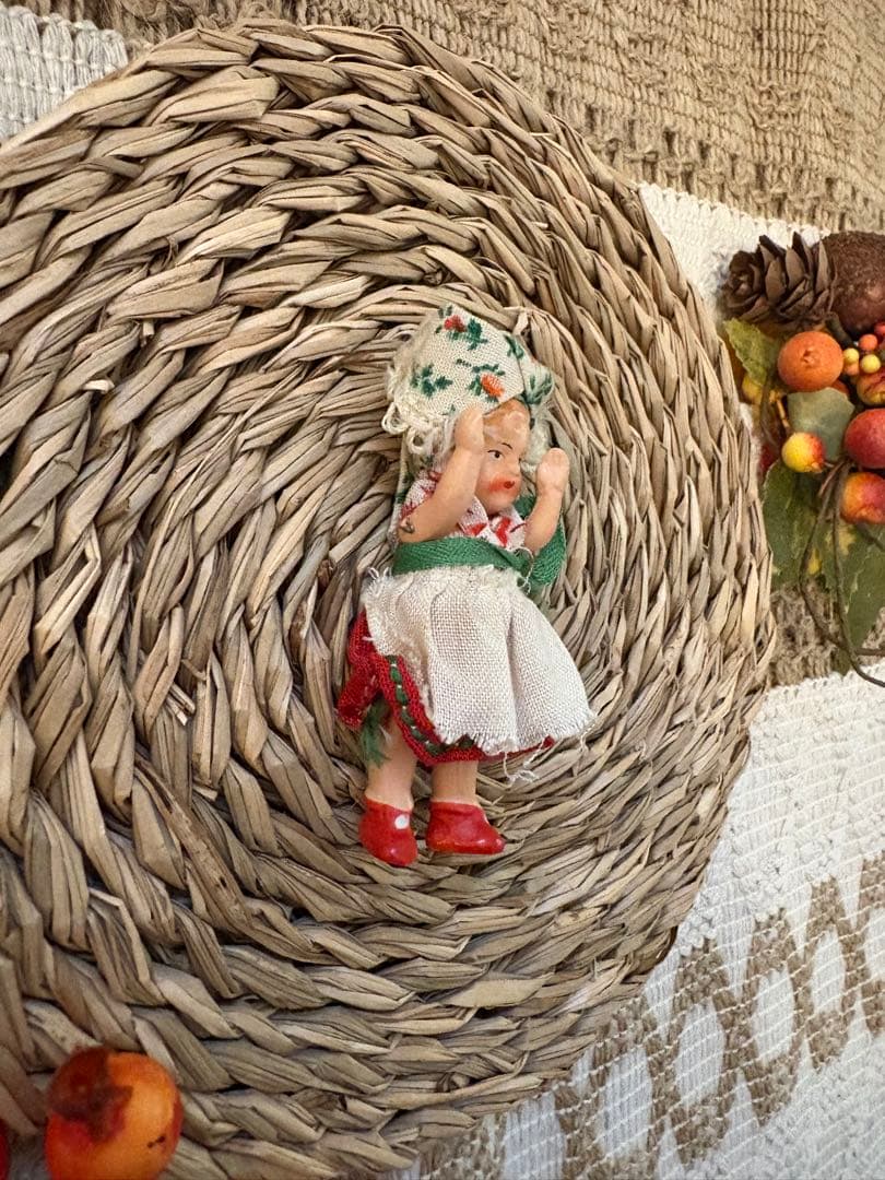 ドイツ　アンティークドール　民族衣装