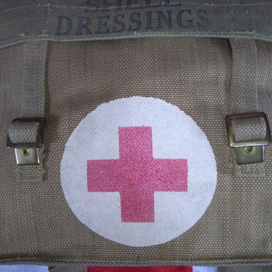 イギリス軍 1943年製 RED CROSS　(赤十字） ショルダーバッグ