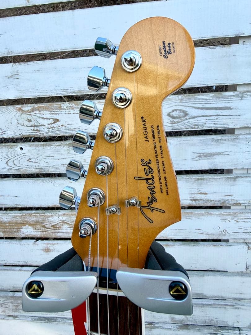 ギター Fender Artist Series  Cobain Jaguar
