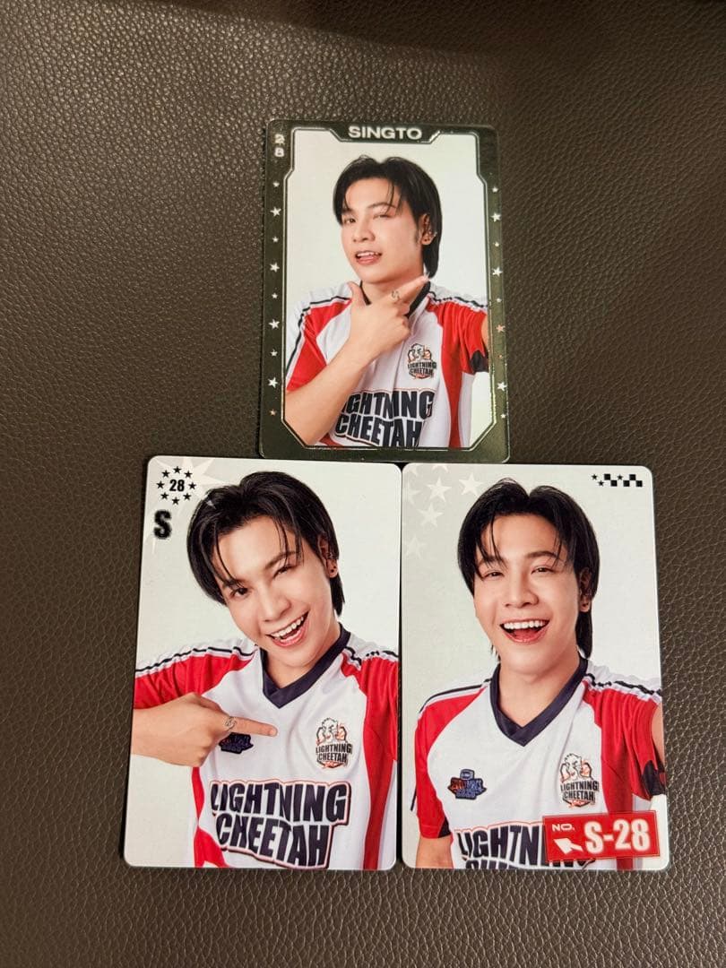 SINGTO シークレットトレーディングカード