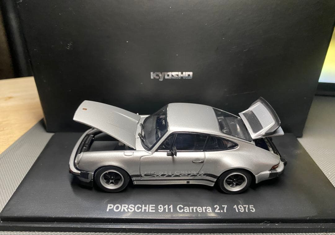 京商 Porsche 911 Carrera 2.7 1975 1/43