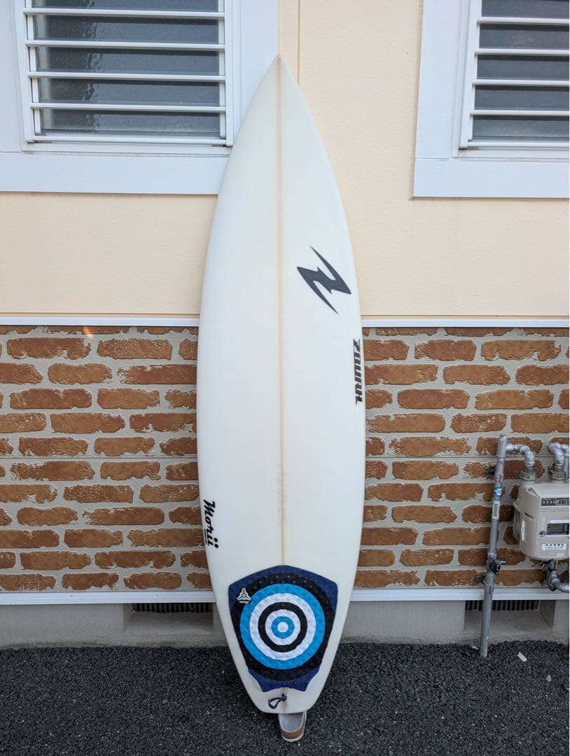 ZBURH CUSTOM(ゼブラ)サーフボード5'11 トライフィン FCS2