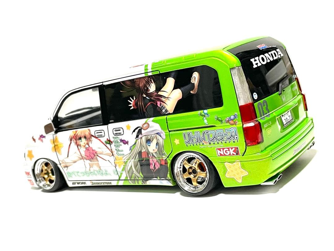 アオシマ1/24●D.A.D/RF3ステップワゴン痛車仕様●完成品