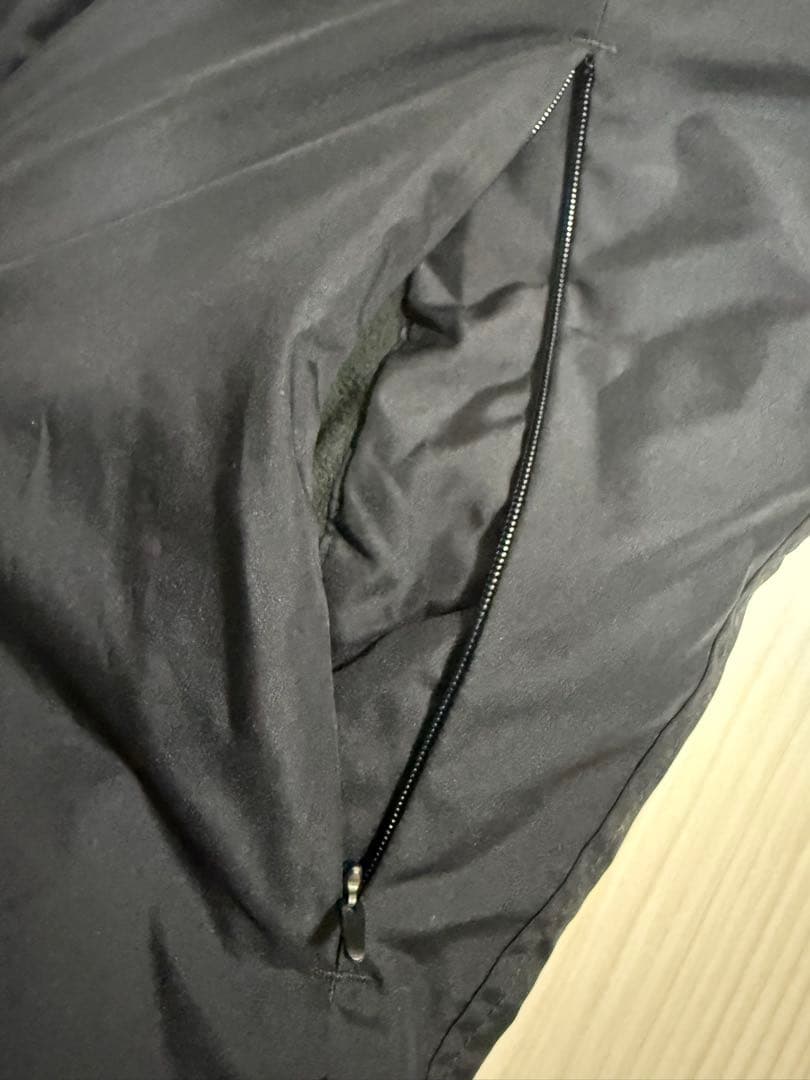 アンダーアーマー廃盤STORMコールドギア　ベンチコートLG