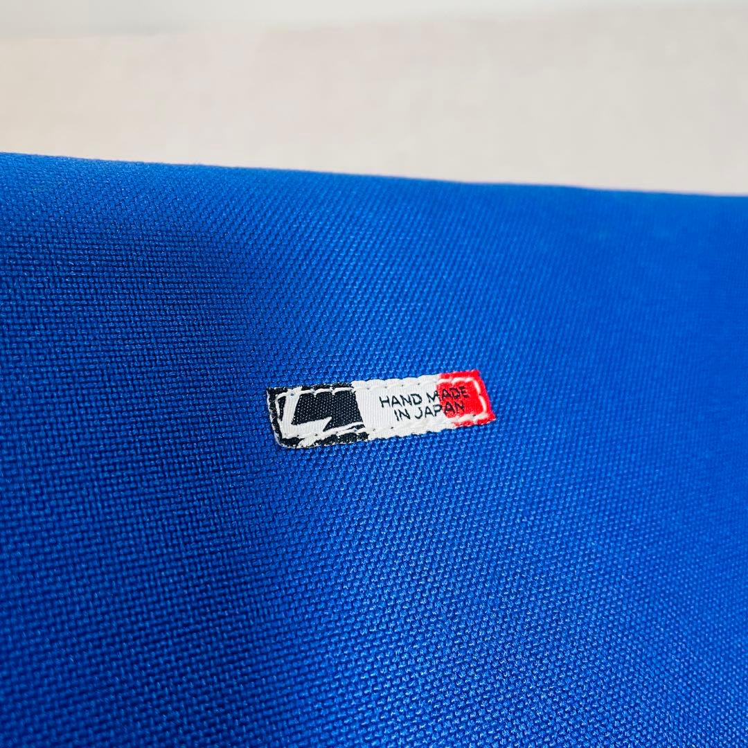 【美品!】LARSラーズ メッセンジャーバッグLIFESTYLEMSSNGR 青