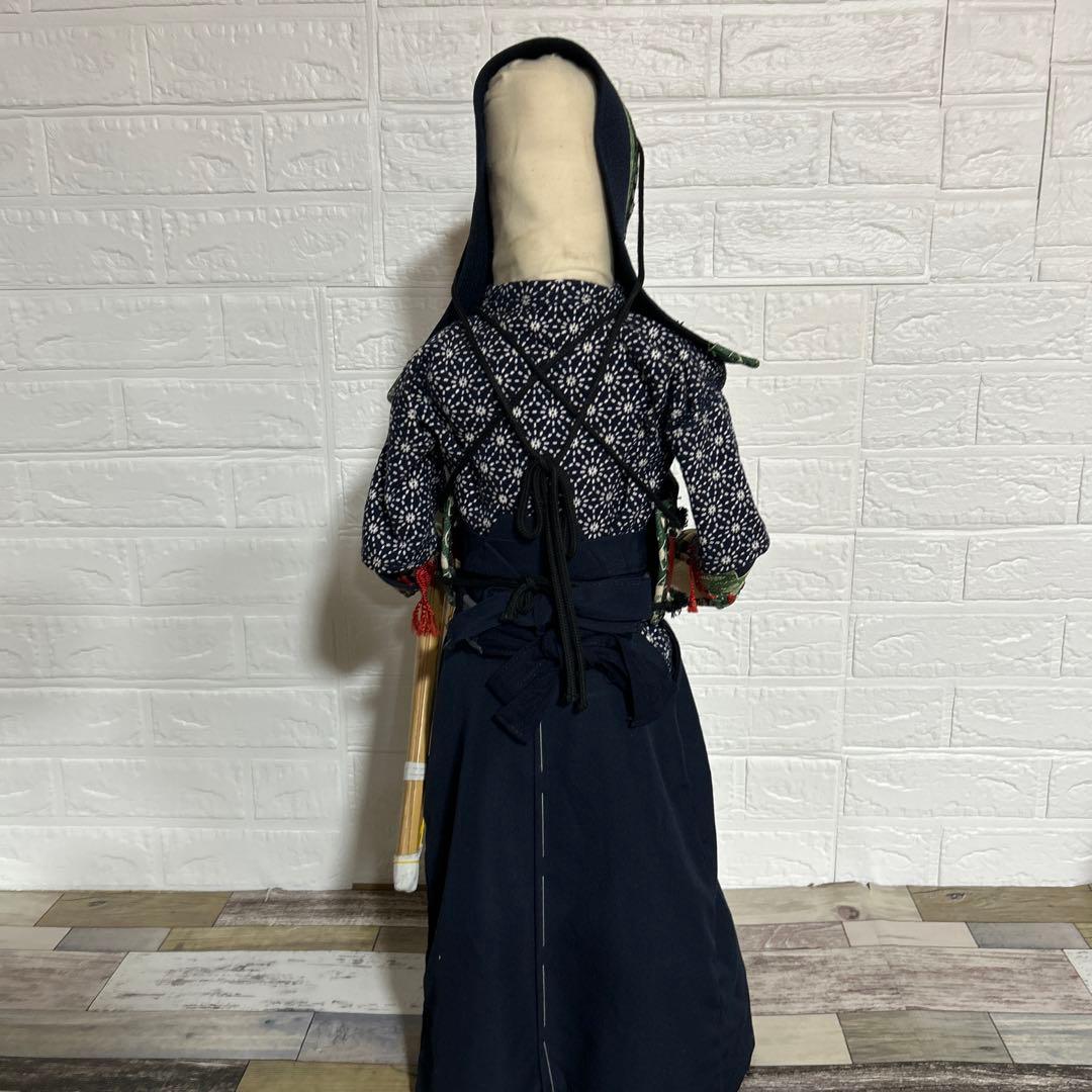 剣道　防具一式　置き物　武道具　伝統工芸品　高さ約77cm