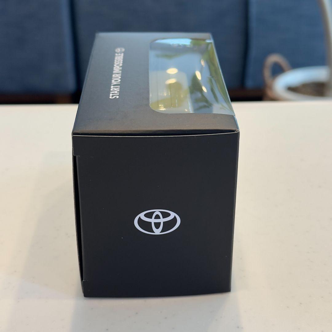 トヨタ ランドクルーザー70 ミニカー ディーラー特注品 (箱なし) おまけ付き