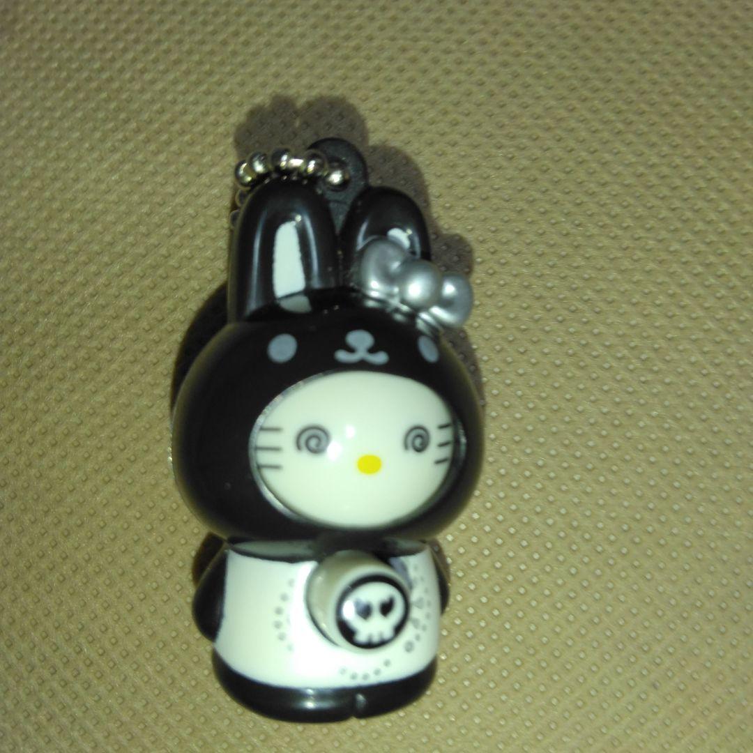 ハローキティ♡ウサギ型スカルデザインキーホルダー　入手困難！百面相だよ！