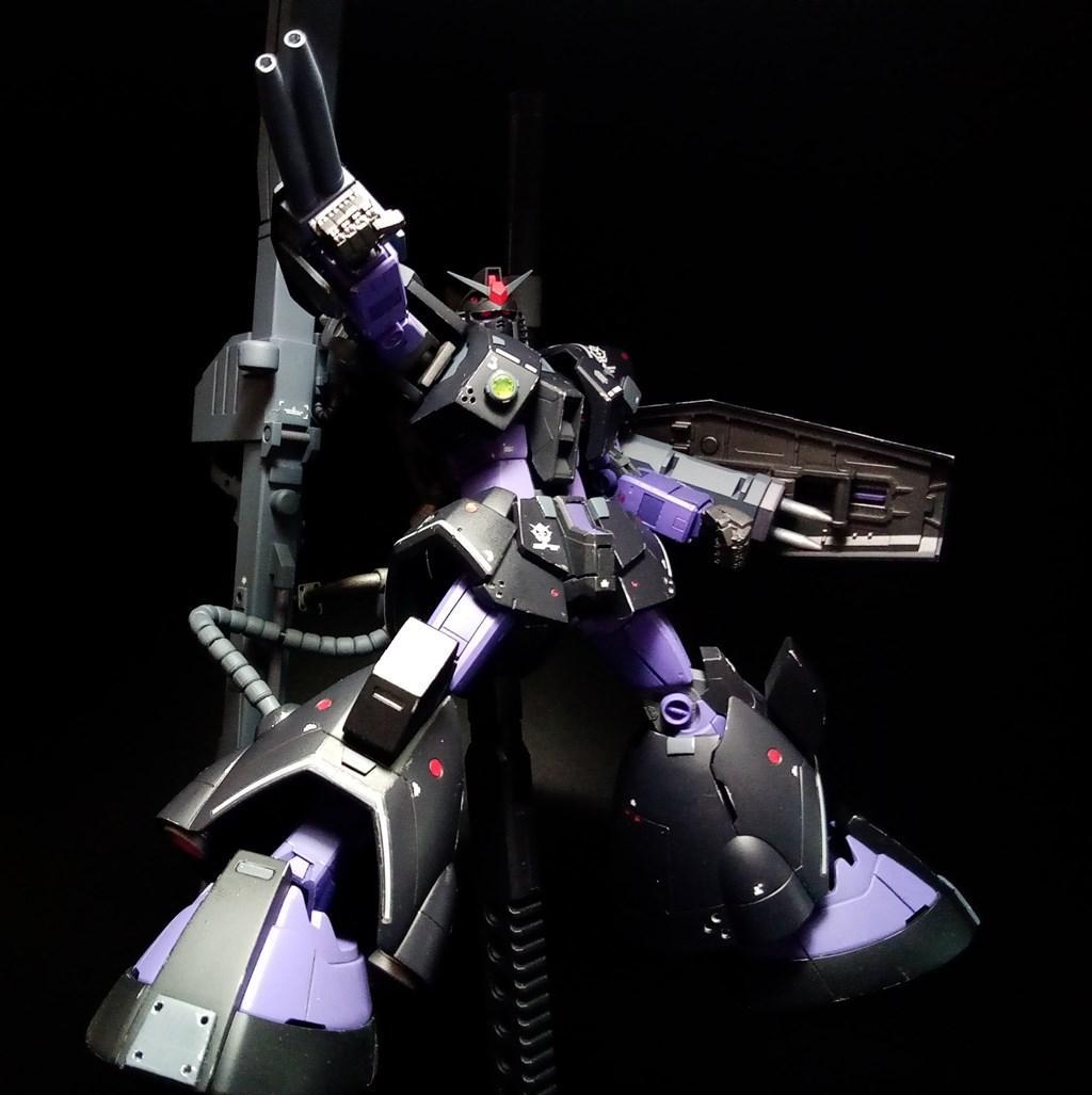 RG ガンダム ドムアーマー 黒い三連星 専用 鹵獲改修機 ガンプラ 完成品