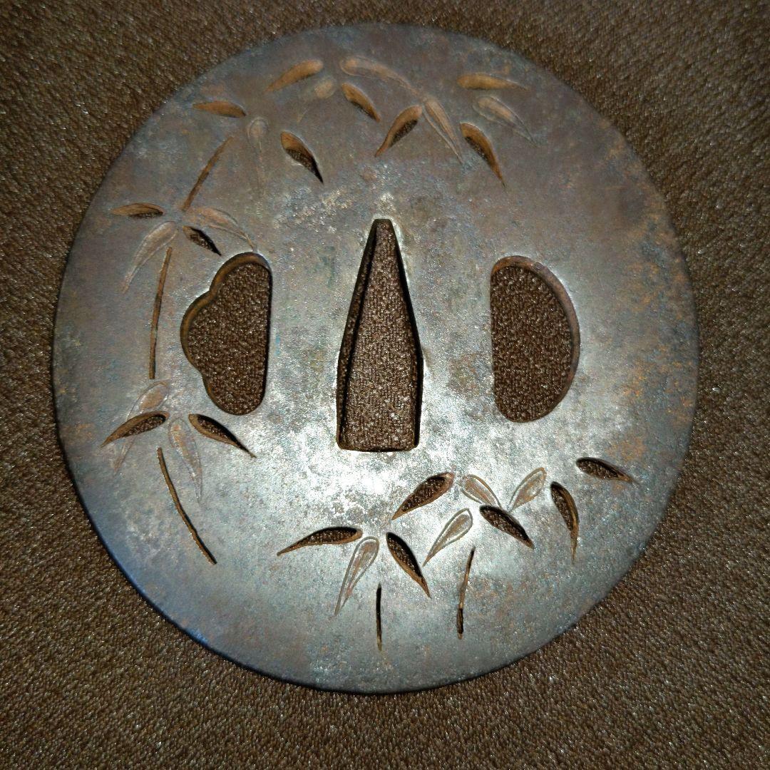 【最終価格】美術刀剣 鐔　在銘入　桐匣入