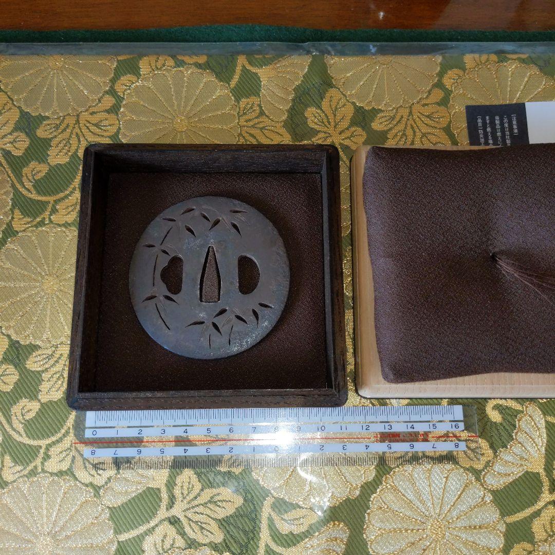 【最終価格】美術刀剣 鐔　在銘入　桐匣入